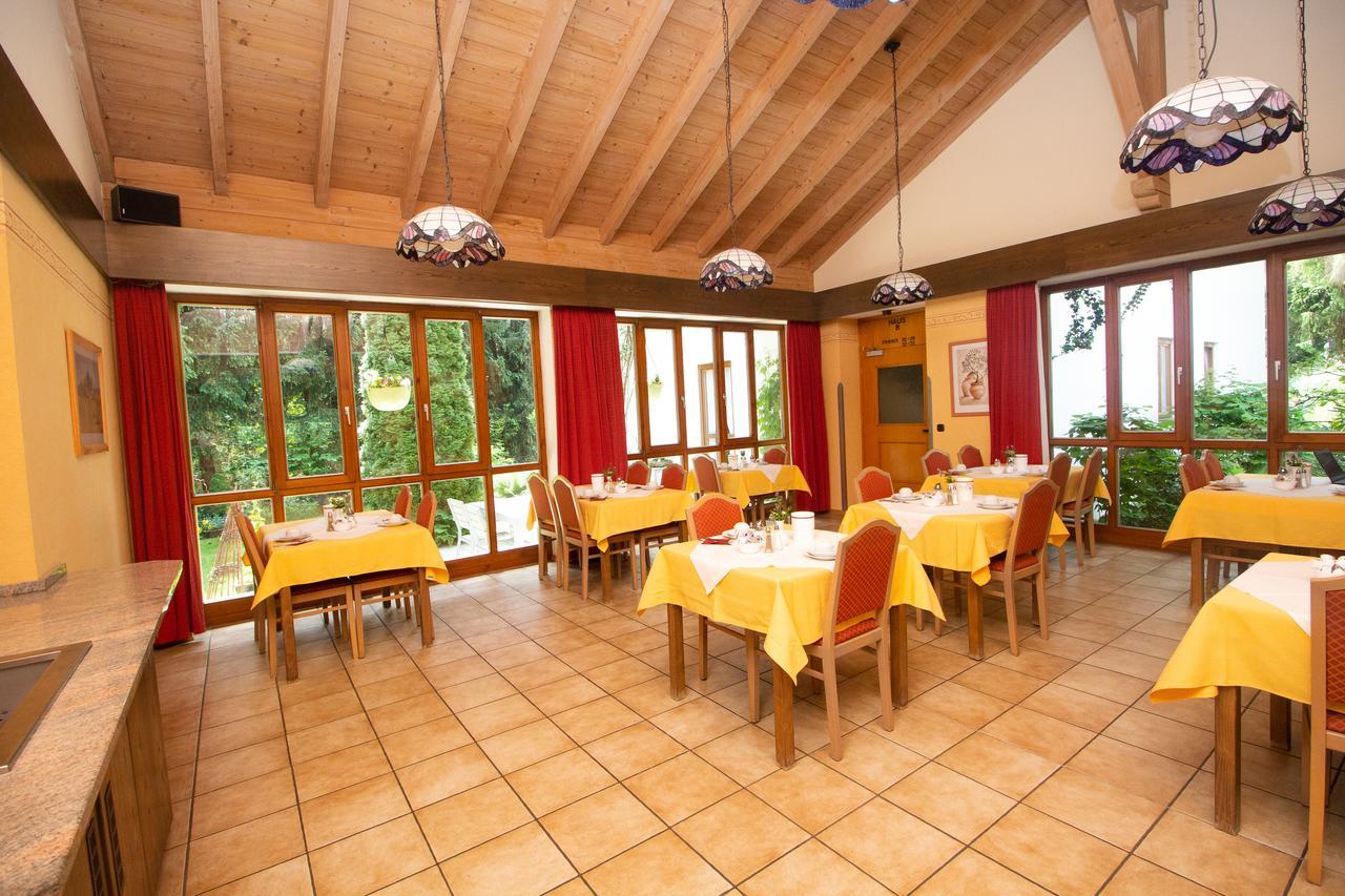 Hotel Am Wald 오토브룬 외부 사진